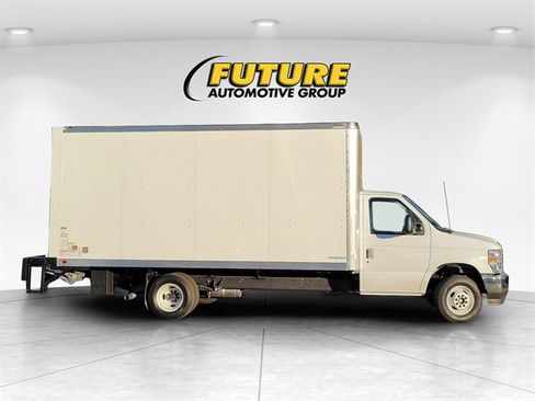 New 2026 Ford E-450 and Econoline 450 Super Duty w/ Power Equipment Group image 8