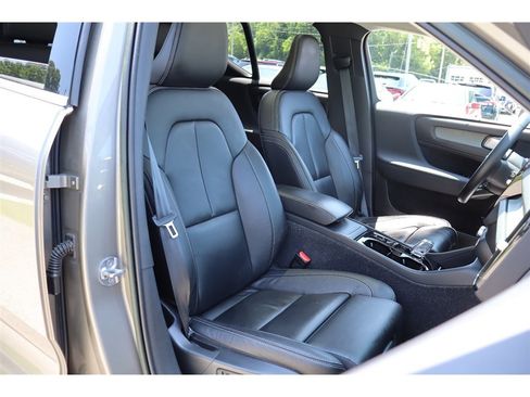 Used 2022 Volvo XC40 T5 Inscription AWD/4WD image 13