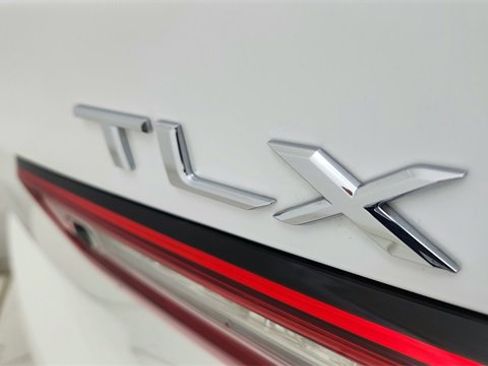 Used 2025 Acura TLX w/ Technology Package image 17