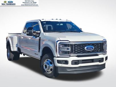 New 2026 Ford F350 Platinum w/ FX4 Off-Road Package