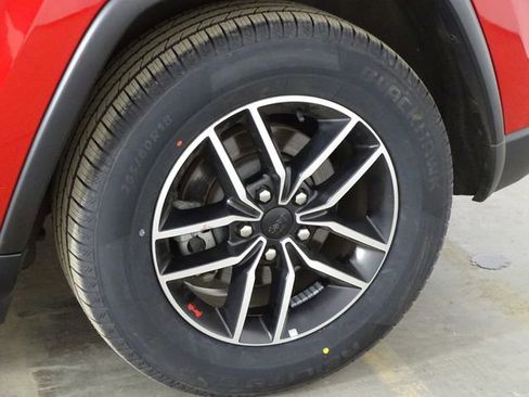 Used 2021 Jeep Grand Cherokee Trailhawk image 34