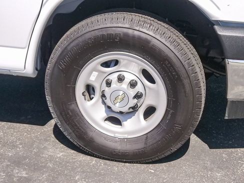 New 2026 Chevrolet Express 3500 w/ Power Convenience Package RWD image 5