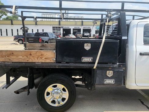 Used 2018 RAM 2500 Tradesman w/ Chrome Appearance Group AWD/4WD image 21