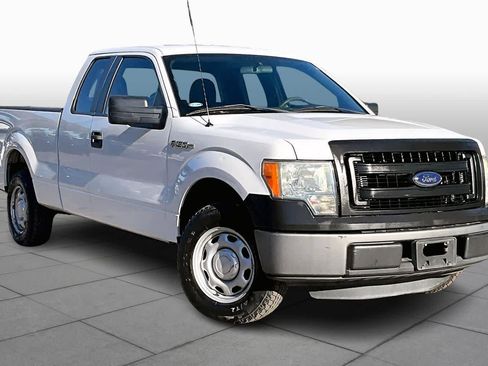Used 2014 Ford F150 XL w/ Power Equipment Group image 2
