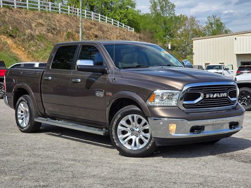 Used 2018 RAM 1500 Laramie Longhorn w/ Longhorn Southfork Package image 13