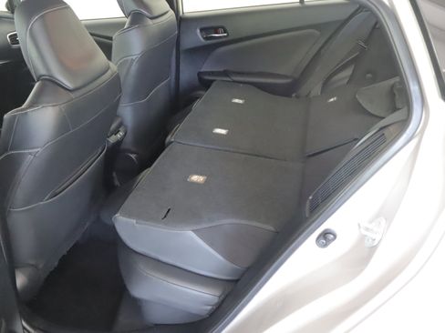 Used 2021 Toyota Prius Prime XLE FWD image 22
