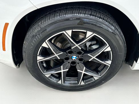 Certified 2025 BMW X3 xDrive30i w/ M Sport Package image 32