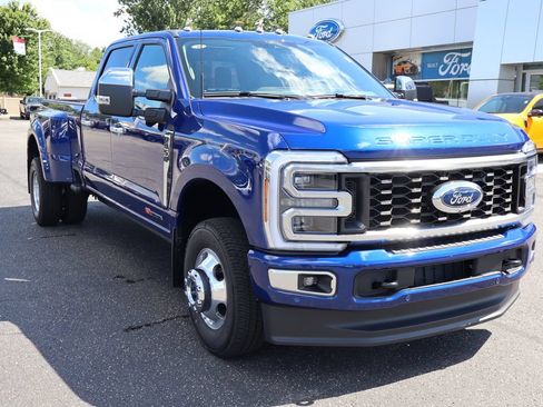 New 2026 Ford F350 4x4 Crew Cab DRW Super Duty image 2