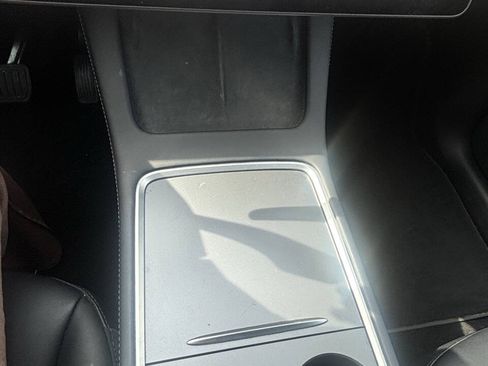 Used 2023 Tesla Model Y Long Range AWD/4WD image 24