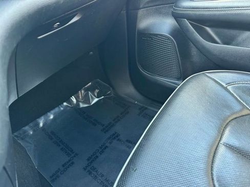 Used 2020 Chrysler Pacifica Limited w/ Advanced Safetytec Group FWD image 26