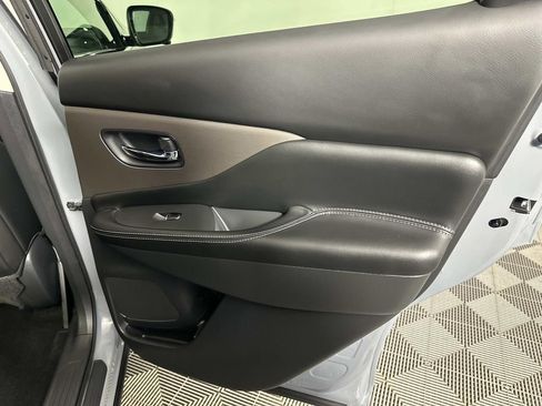 Used 2021 Nissan Murano SL w/ SL Moonroof Package image 35