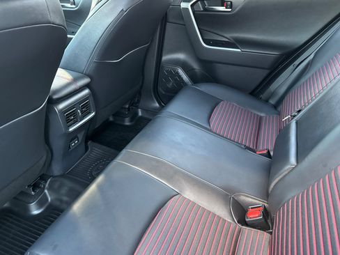 Used 2025 Toyota RAV4 XSE image 9