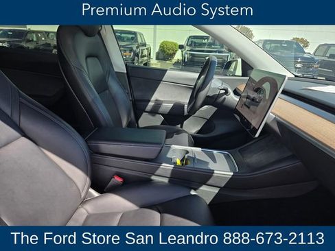 Used 2022 Tesla Model Y Performance image 17