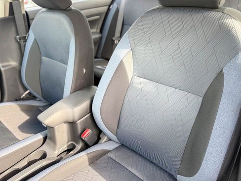 New 2025 Nissan Versa SV w/ Trunk Package image 22