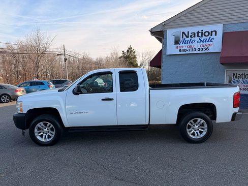 Used 2010 Chevrolet Silverado 1500 W/T image 3