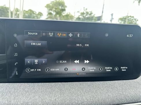 Used 2025 Nissan Kicks SV FWD image 25