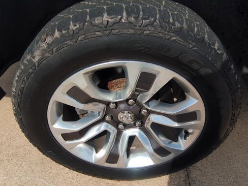 Used 2020 RAM 1500 Limited image 25