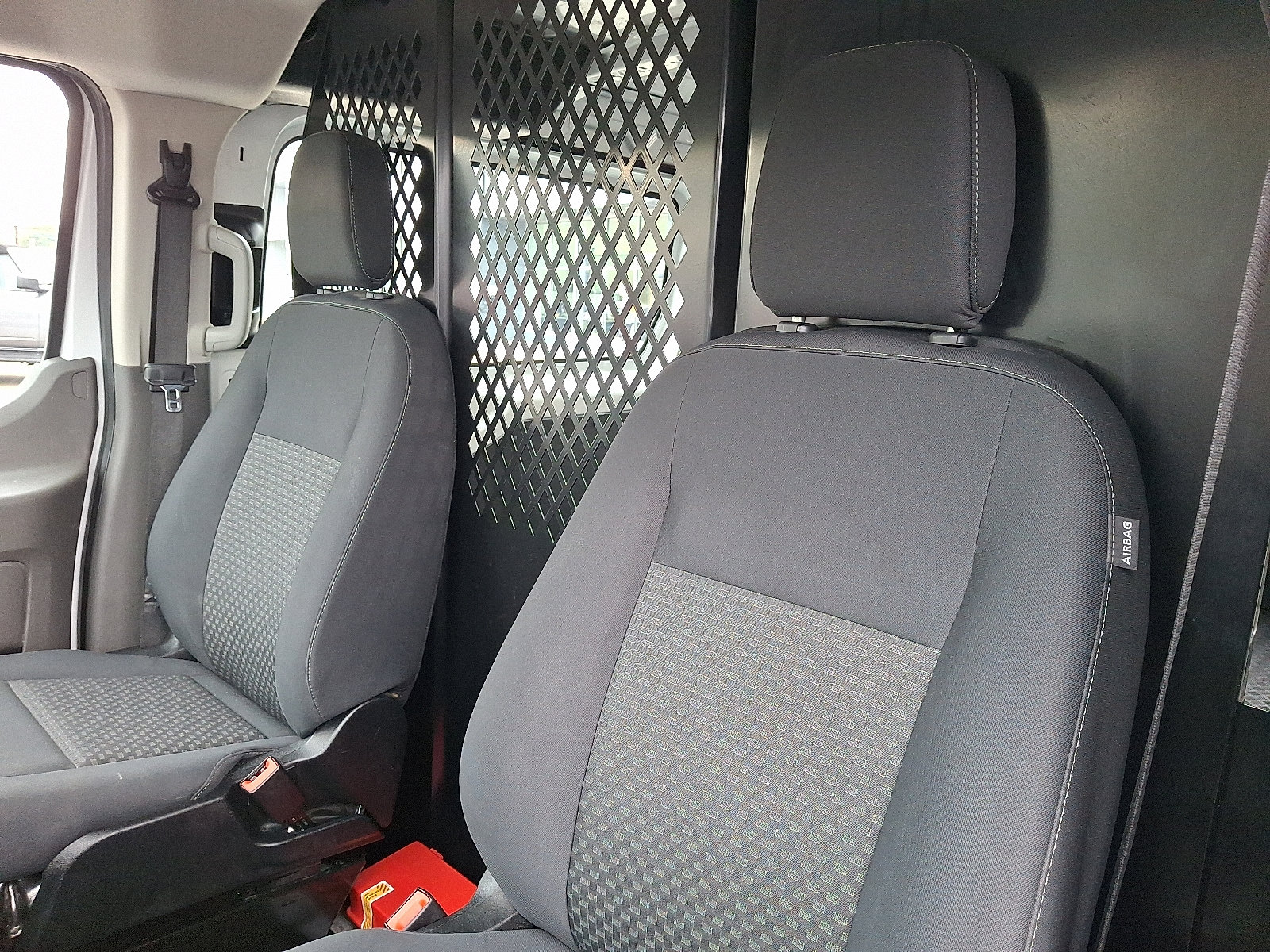 Used 2024 Ford Transit 250 Low Roof AWD w/ Exterior Upgrade Package image 12