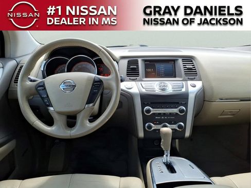 Used 2009 Nissan Murano SL w/ Technology Pkg FWD image 10