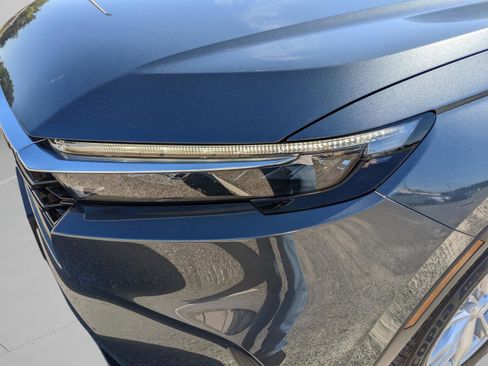 Used 2023 Honda CR-V EX-L image 10