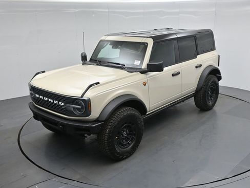 New 2026 Ford Bronco Badlands image 34