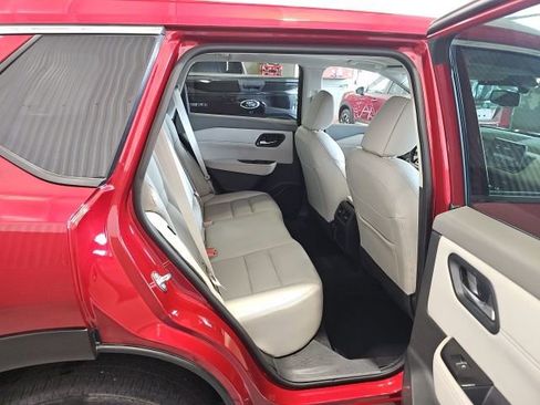Used 2023 Nissan Rogue SL AWD/4WD image 22