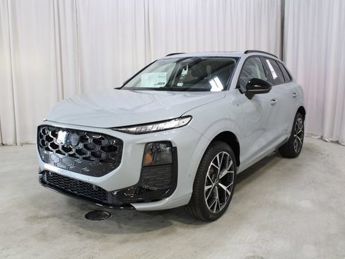 New 2026 Audi Q3 quattro 2.0T AWD/4WD image 36