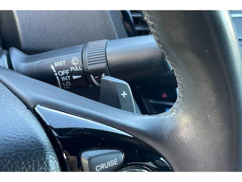 Used 2017 Honda Accord Sport image 36