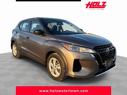 Used 2023 Nissan Kicks S