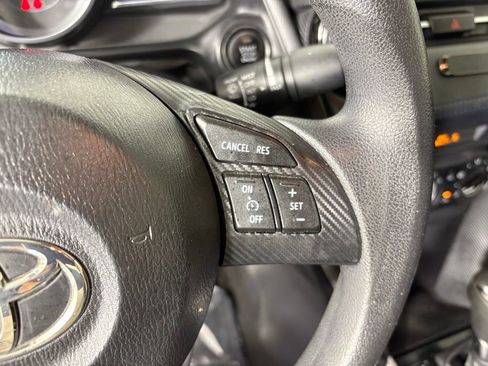 Used 2017 Toyota Yaris iA image 40