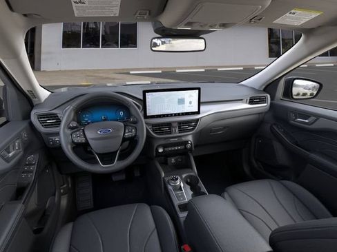 Used 2025 Ford Escape SE w/ PHEV Premium Package FWD image 9
