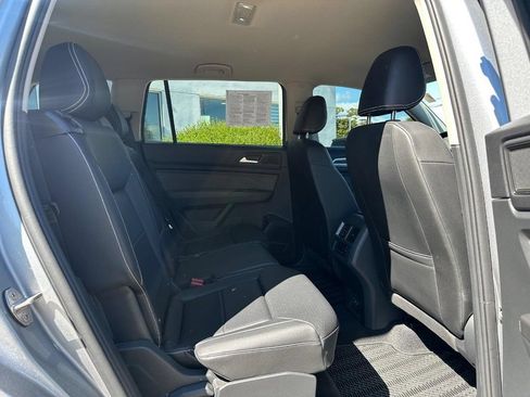 Used 2023 Volkswagen Atlas SE AWD/4WD image 12