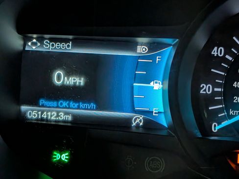 Used 2022 Ford Edge Titanium w/ Class II Trailer Tow Package image 23