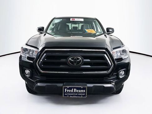 Certified 2022 Toyota Tacoma SR5 image 2