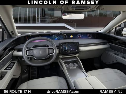 New 2026 Lincoln Nautilus Premier AWD/4WD image 10