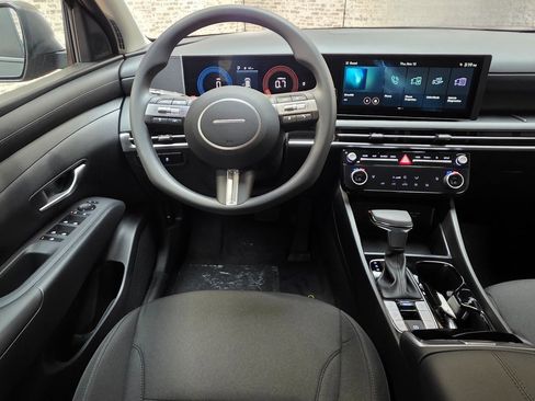 New 2026 Hyundai Tucson SEL image 17
