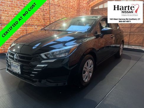 Used 2025 Nissan Versa S w/ Trunk Package image 7