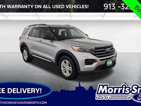 Used 2023 Ford Explorer XLT AWD/4WD image 1