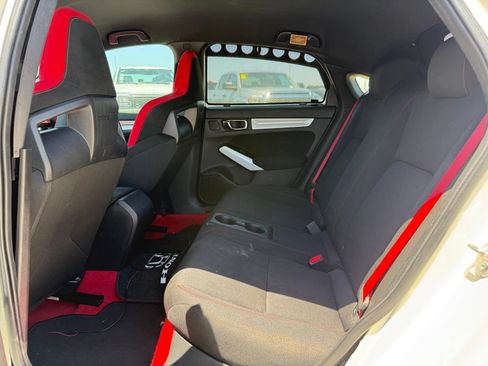Used 2023 Honda Civic Type R image 6