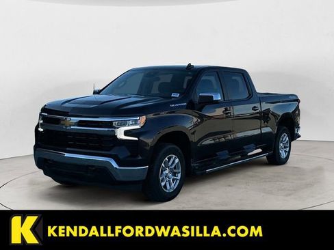 Used 2022 Chevrolet Silverado 1500 LT AWD/4WD image 1