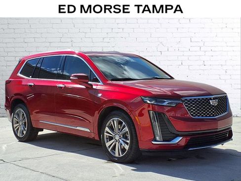 Used 2021 Cadillac XT6 Premium Luxury image 5