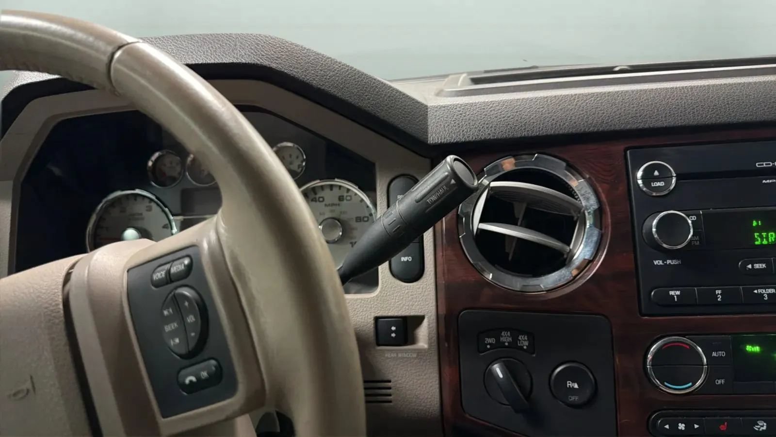 Used 2009 Ford F350 Lariat AWD/4WD image 12