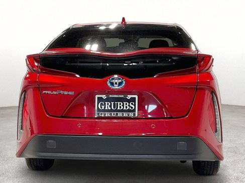 Used 2018 Toyota Prius Prime Advanced FWD image 5