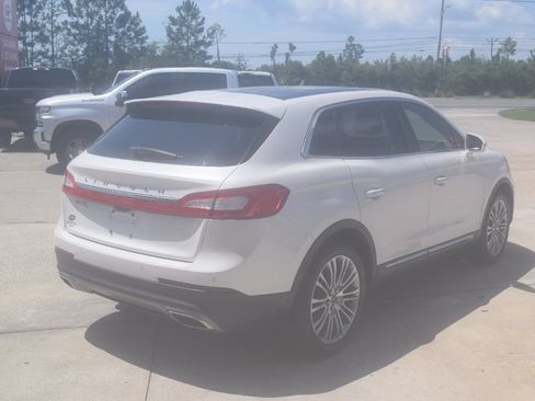 Used 2018 Lincoln MKX Reserve FWD image 4