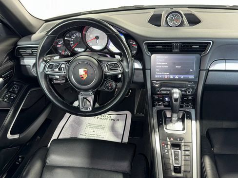 Used 2018 Porsche 911 Carrera S RWD image 27