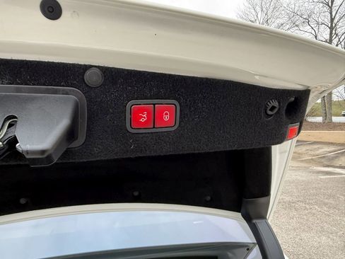 Used 2016 Mercedes-Benz S 550 4MATIC Sedan image 25