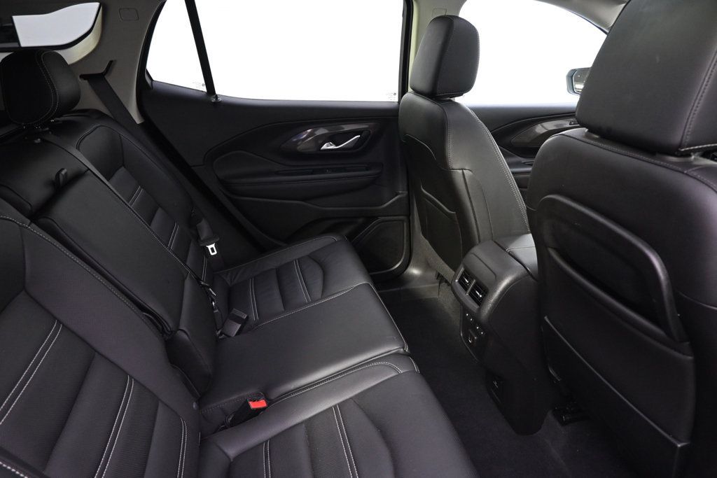 Used 2022 GMC Terrain Denali w/ Denali Premium Package AWD/4WD image 18