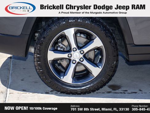 Used 2024 Jeep Grand Cherokee L Limited image 41