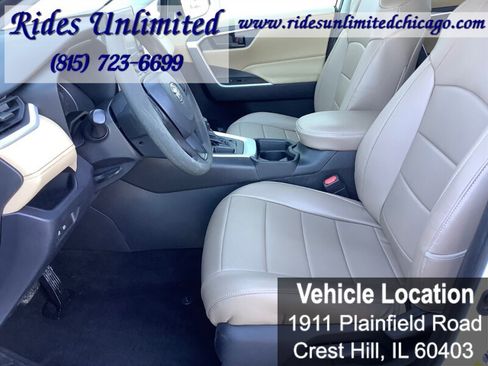 Used 2020 Toyota RAV4 LE image 13