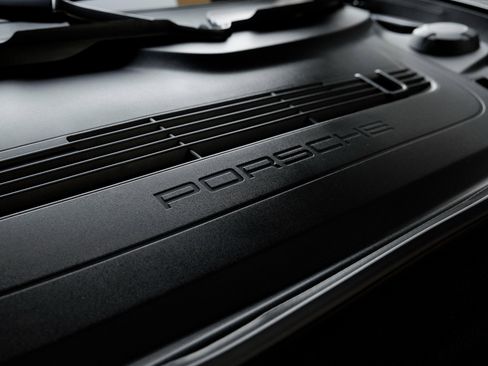 Used 2019 Porsche 911 Carrera GTS image 40